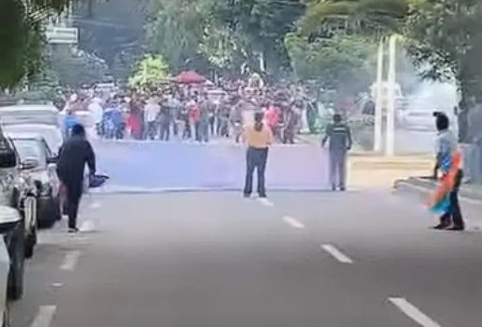 Los enfrentamientos ocurrieron en horas de la tarde de este miércoles. Foto: Captura de video