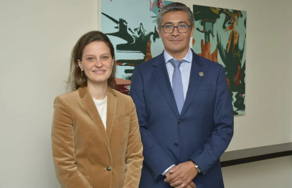 La vicepresidenta para América Latina y el Caribe del Banco Mundial, Susana Cordeiro, y el ministro de Economía, José Gabriel Espinoza. Foto: RRSS de Cordeiro