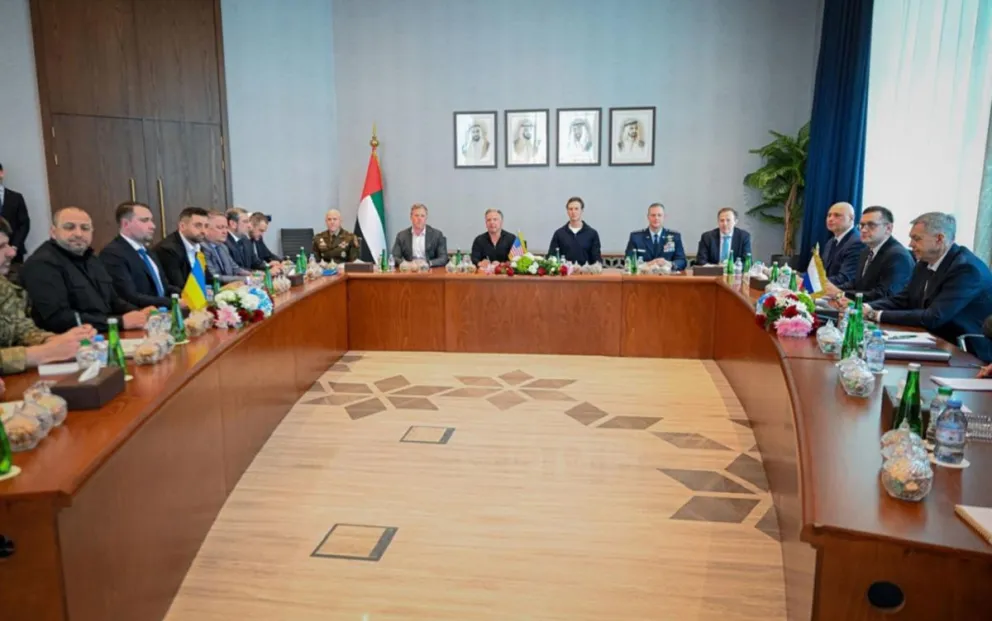 La segunda ronda de contactos trilaterales entre negociadores de Ucrania, Rusia y EEUU. Foto: EFE