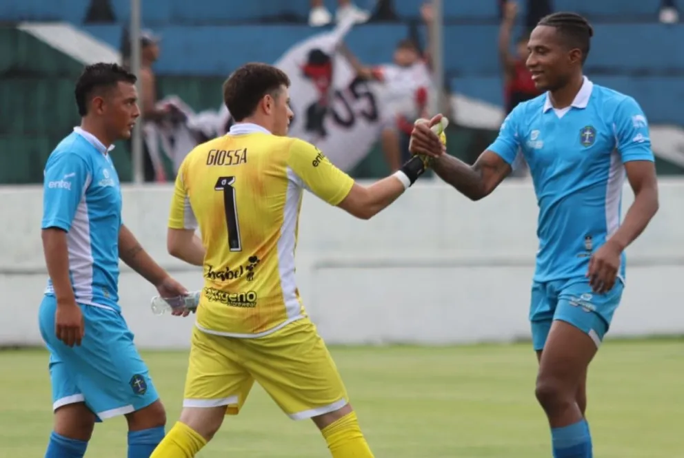 El festejo de los hombres de San Antonio luego de la clasificación. Foto: Marka Registrada