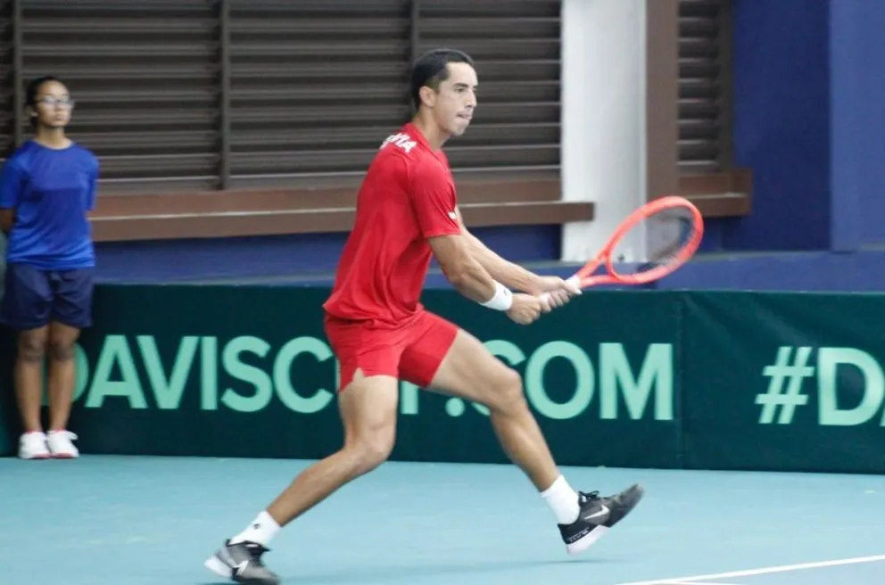 Murkel Dellien durante el partido que jugó en esta jornada. Foto: Federación Boliviana de Tenis