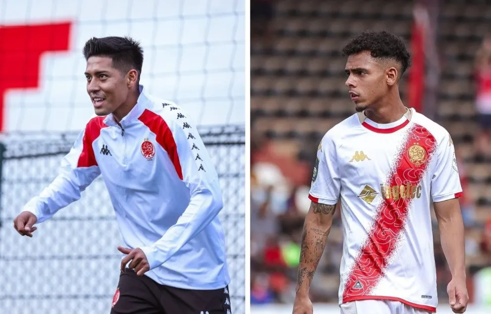 Ramiro Vaca (izq.) y Moisés Paniagua, jugadores del Wydad de Marruecos. Crédito: Club Wydad AC