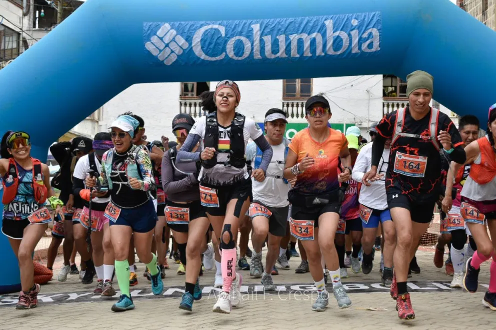 El momento de la partida de la carrera. Foto: Skyrunning Bolivia.