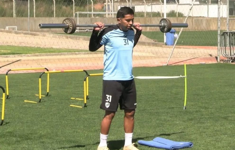 García durante una sesión física en la práctica de la Academia. Foto: Club Bolívar.