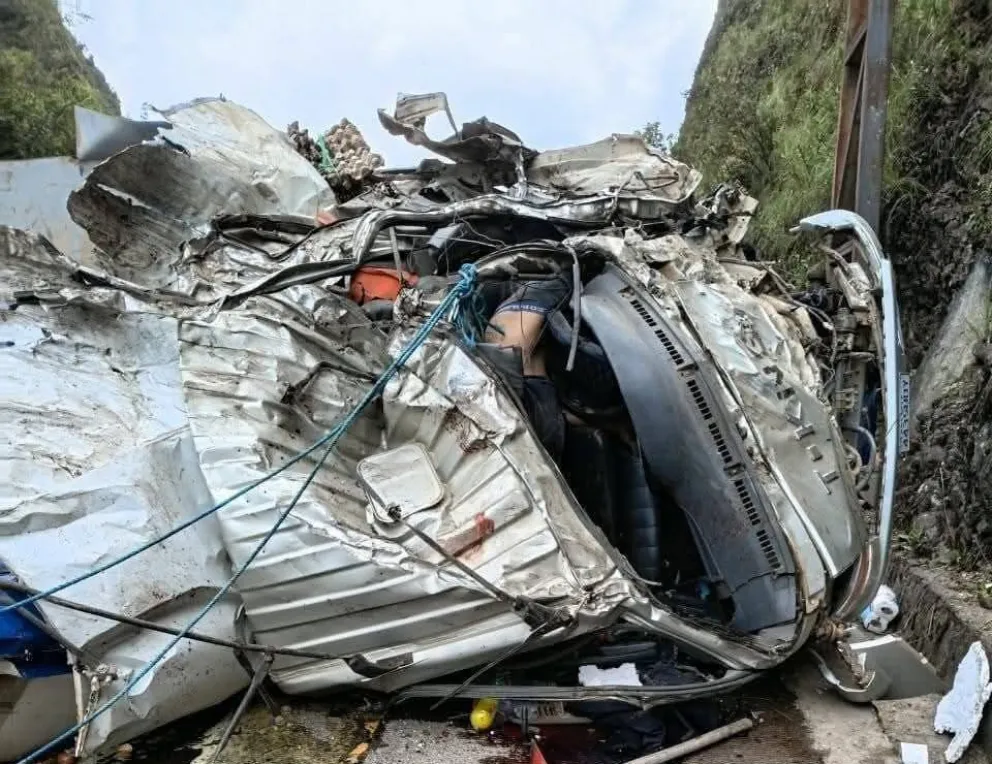 Así quedó el motorizado tras el accidente. Foto: ABI