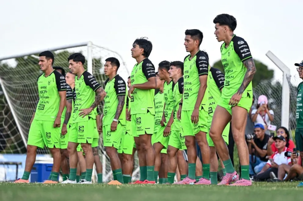 El equipo nacional en un anterior entrenamiento. Foto: FBF.