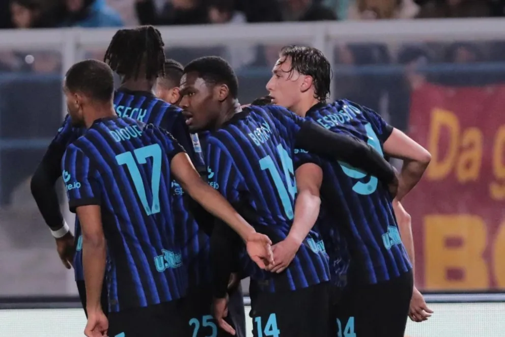 Jugadores del Inter festejan uno de sus goles. Foto: EFE.