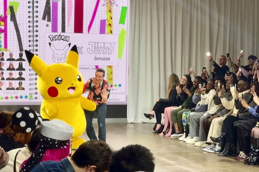Los Pokémon invadieron este sábado la pasarela de la Semana de la Moda de Londres ('London Fashion Week'). Foto: EFE