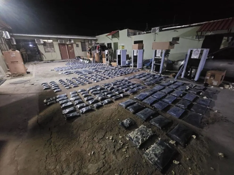 La marihuana encontrada en mercadería embarcada en Estados Unidos. Foto archivo