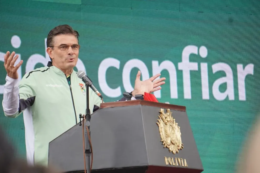 Rodrigo Paz habla sobre el Anteproyecto de Ley. Foto: APG.