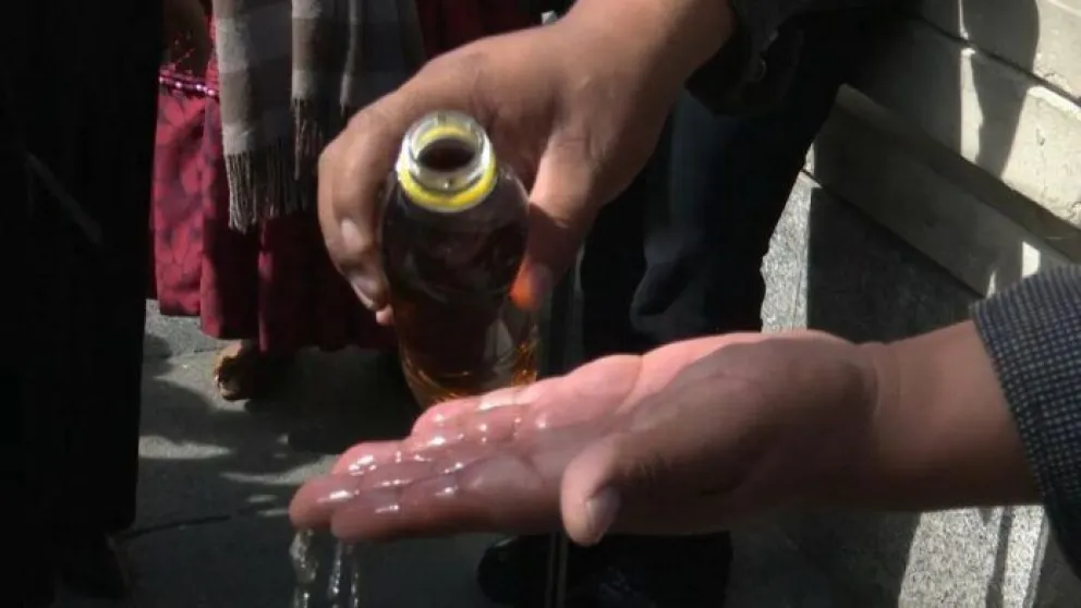 Imagen de la muestra de combustible de mala calidad. Foto: AMUN