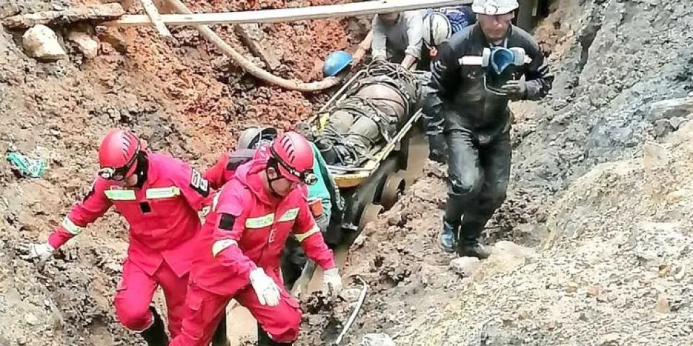 En las inspecciones realizadas, hemos encontrado muchos adolescentes y gente muy joven, que han perdido la vida en las minas y no tenemos una estadística de cuántos quedaron discapacitados, según la representante defensorial en Potosí. Foto: PIO XII