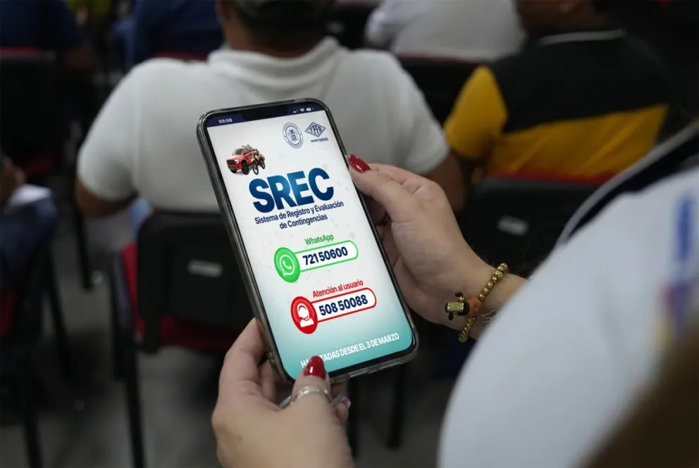 El Sistema de Registro y Evaluación de Contingencias (SREC) habilitó el número de WhatsApp 72150600. Foto: YPFB