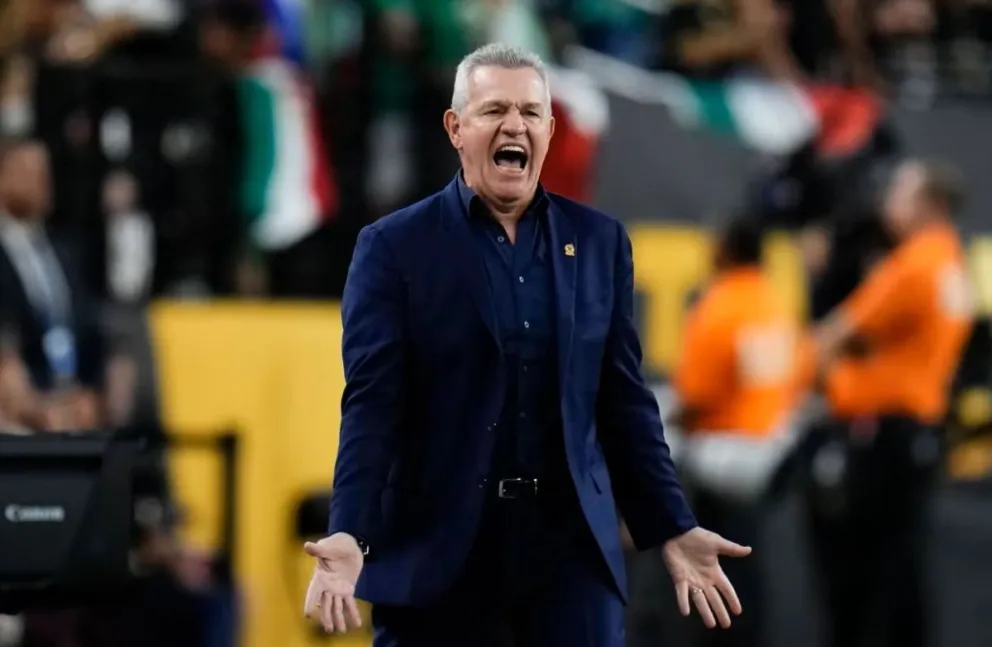 El técnico Javier Aguirre durante uno de los últimos partidos de la selección mexicana. Foto: FIFA