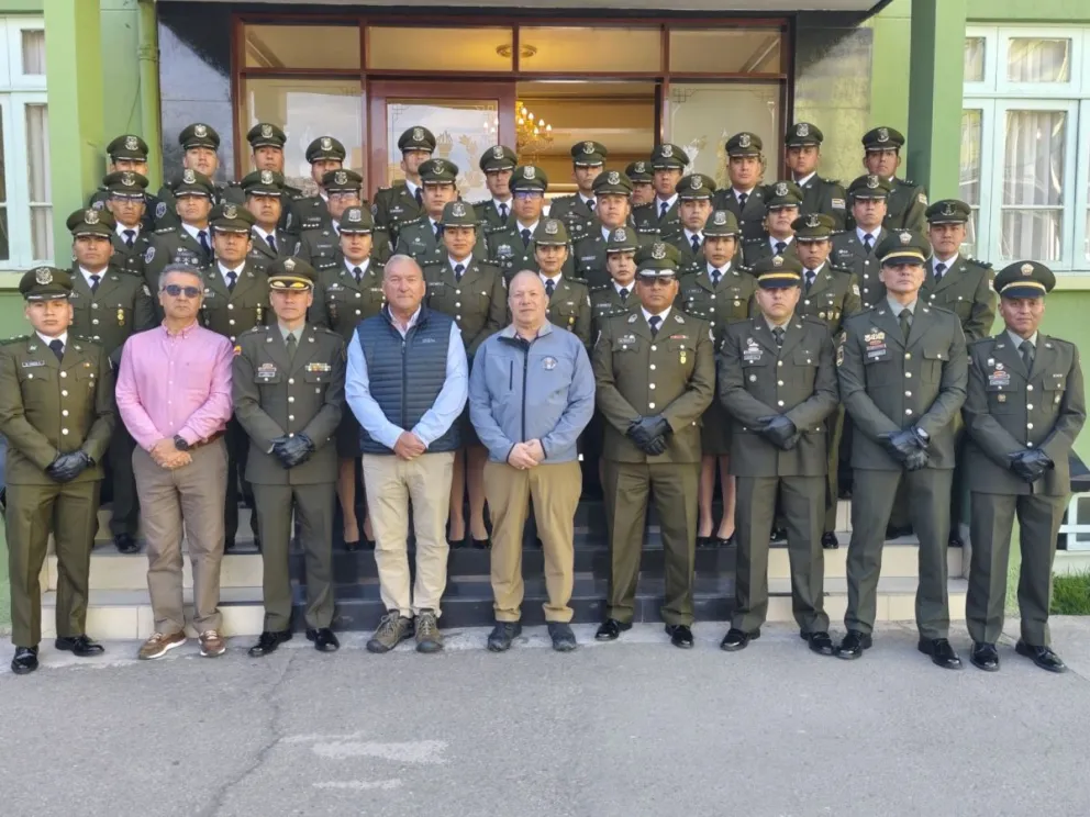 El programa se da con fin de fortalecer las capacidades operativas de los efectivos en ámbitos de seguridad ciudadana y protección institucional. Foto: Embajada de EEUU 