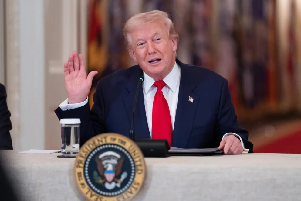 El presidente de EE.UU., Donald Trump, habla durante una mesa redonda en la Casa Blanca en Washington, el 6 de marzo de 2026. Foto: EFE