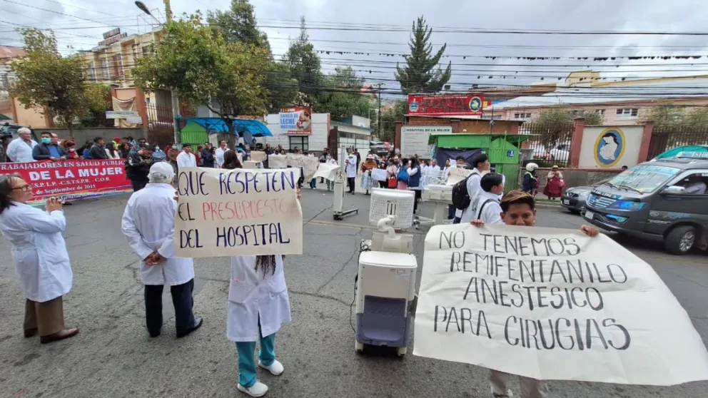 La protesta de los médicos en Miraflores. Foto: Visión 360 