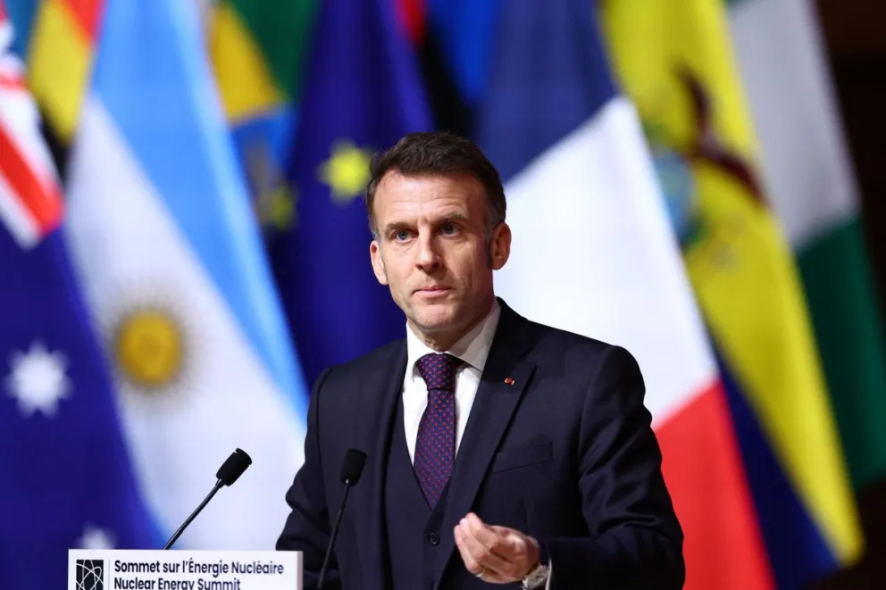 El presidente francés, Emmanuel Macron, durante la Cumbre sobre la Energía Nuclear organizada por Francia y el Organismo Internacional de la Energía Atómica (OIEA). Foto: EFE