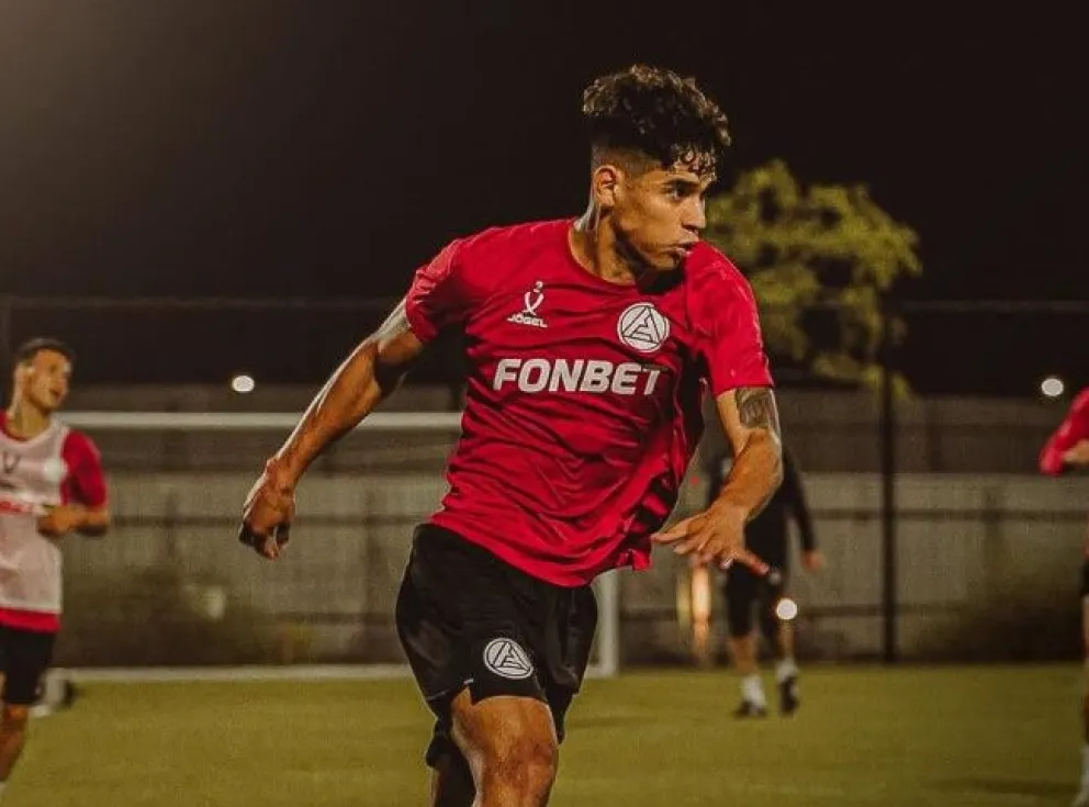 Yomar Rocha en un partido con el Akron FC de Rusia. Foto: YR