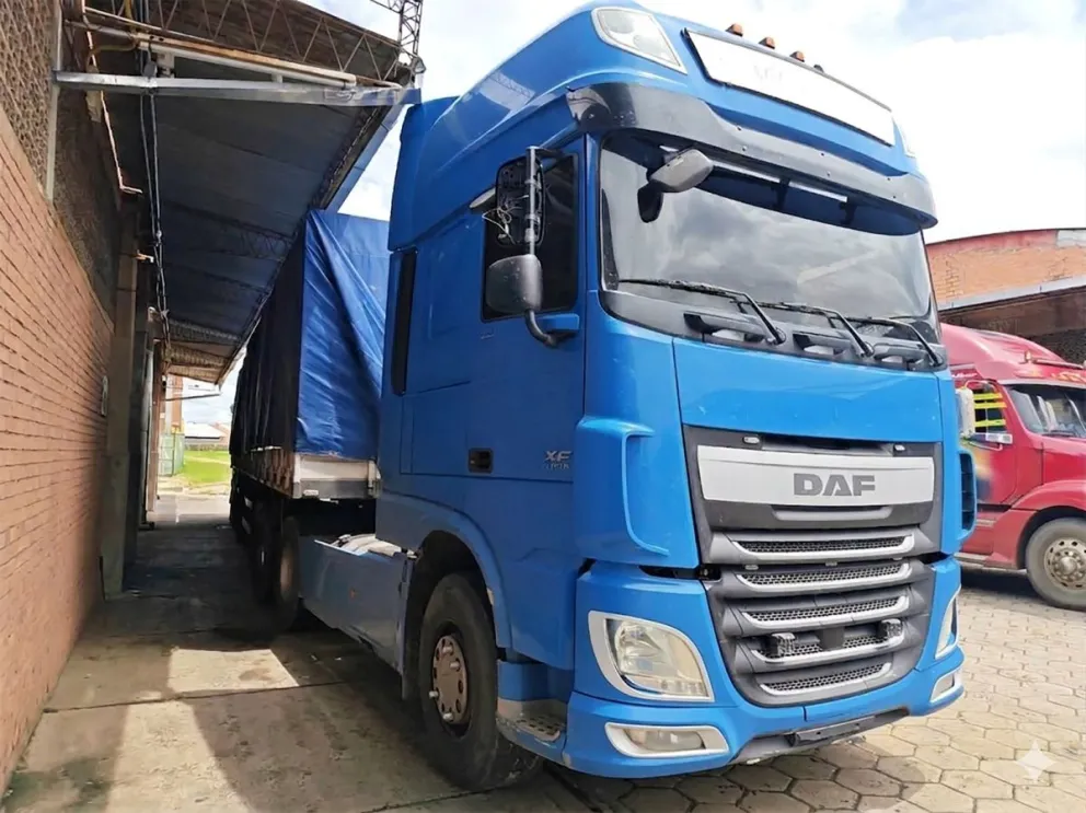 GRIA decomisa harina de contrabando en camión en Santa Cruz. Foto: Aduana Nacional