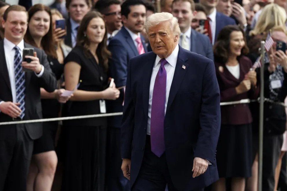 El presidente de Estados Unidos, Donald Trump, sale de la Casa Blanca, Washington, DC, EE. UU., el 11 de marzo de 2026. Foto: EFE
