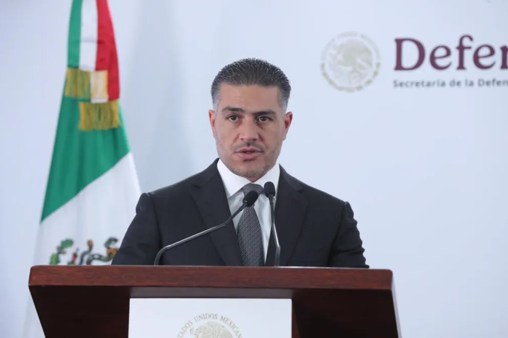 Imagen de archivo del secretario de Seguridad y Protección Ciudadana (SSPC), Omar García Harfuch, hablando durante una rueda de prensa en la Ciudad de México (México). Foto: EFE
