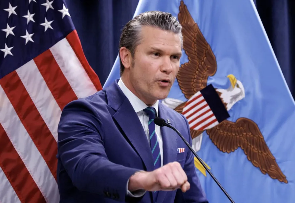 El secretario de Guerra de EE. UU., Pete Hegseth, el pasado 5 de marzo durante una conferencia de prensa en la sede del CENTCOM en la base aérea MacDill en Tampa, Florida, EE. UU. Foto: EFE
