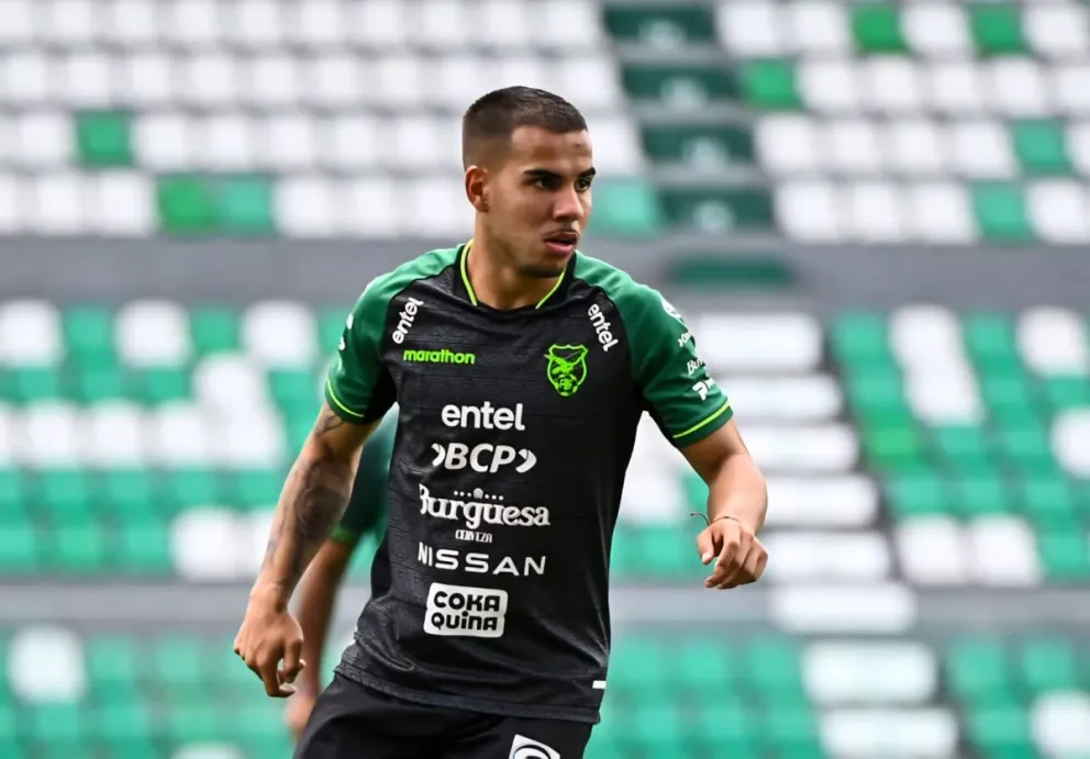 Robson Matheus durante su práctica con la Verde. Foto: FBF.