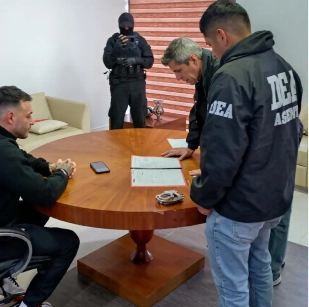 Según el Viceministro de Régimen Interior, Sebastián Marset, llegó a los Estados Unidos y fue recluido en una cárcel de alta seguridad. Foto ABI