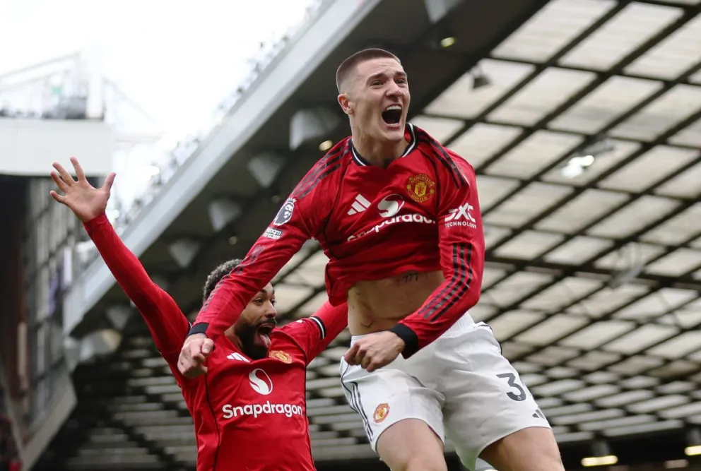 Los jugadores del Manchester luego de conseguir la segunda conquista. Foto: MU