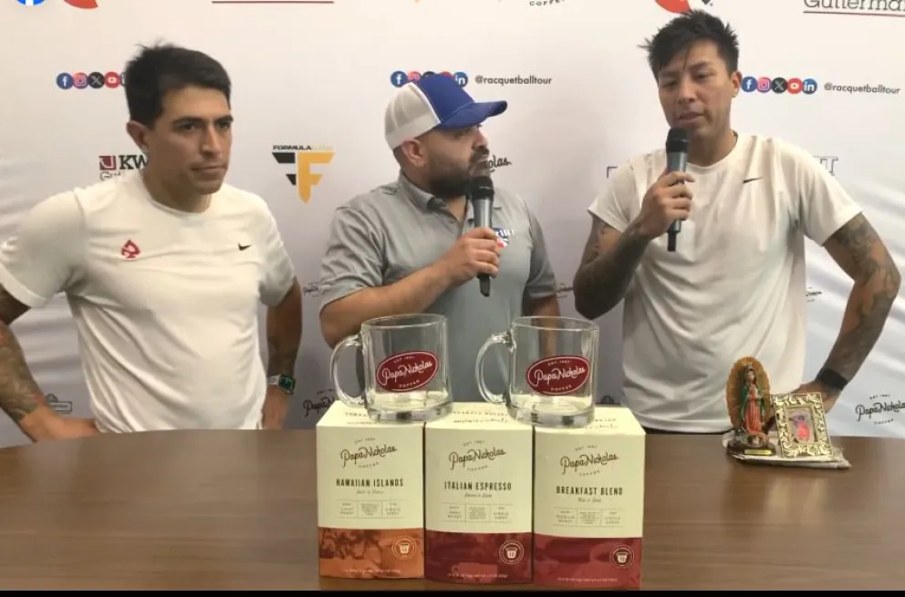 Moscoso (der.) y Carrasco, en su entrevista tras ganar la final de dobles. Foto: Captura de pantalla.