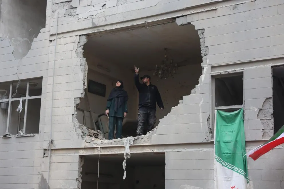 Un edificio dañado por los bombardeos en Teherán, el 15 d emarzo de 2026. Foto: EFE