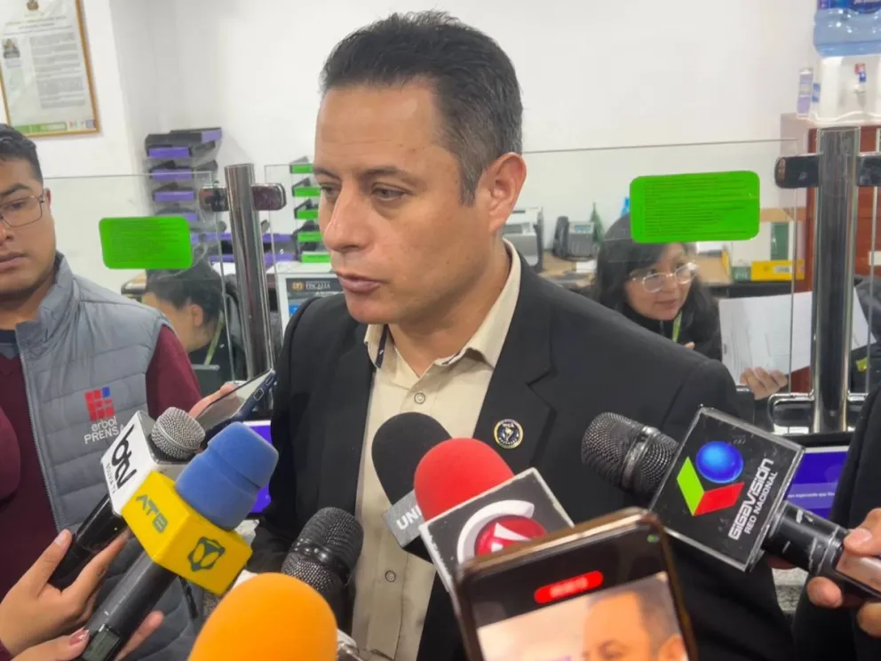 El vicepresidente Edmand Lara en un anterior contacto con la prensa. Foto: Vicepresidencia 