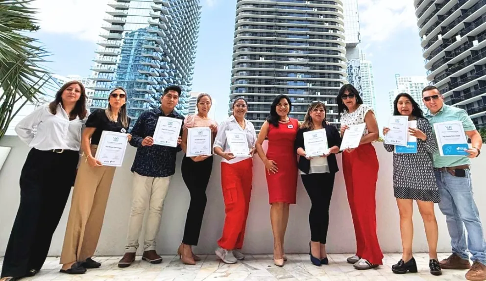 Empresarios bolivianos de la primera versión de WeRise Miami. Foto: Fundación Emprender Futuro