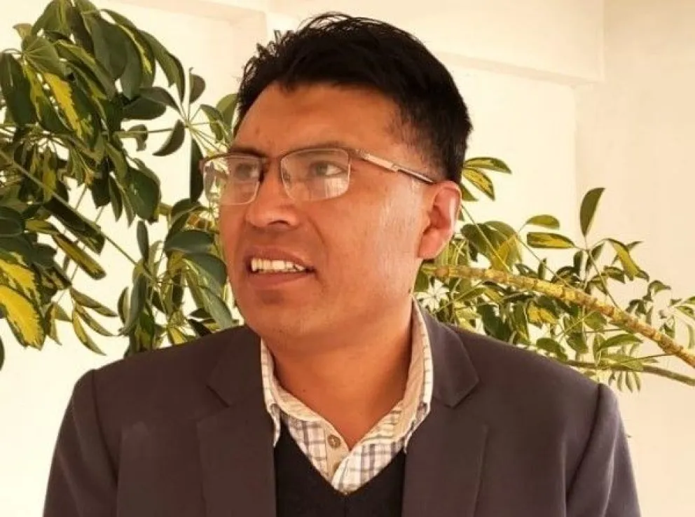 El senador Nilton Condori. Foto: RRSS del legislador 