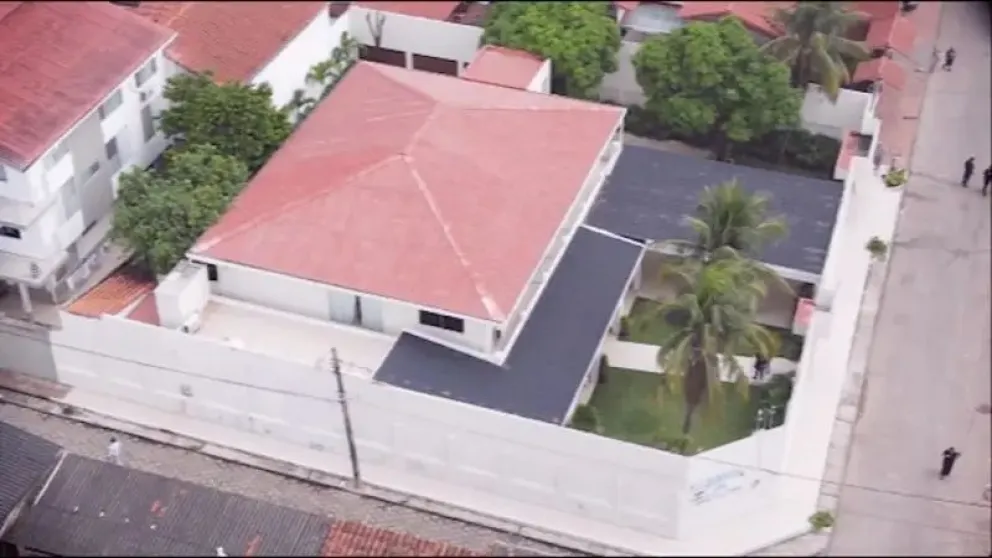 La Policía Boliviana y la Fiscalía General manejan dos versiones sobre el precintado de una de las casas del narcotraficante Sebastián Marset, que fue robada tras su captura. Foto: Red Uno