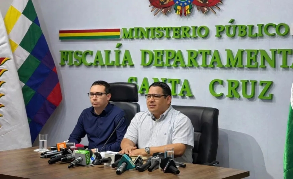 El fiscal general del Estado, Roger Mariaca Montenegro, ofreció una conferencia de prensa. Foto: Fiscalía