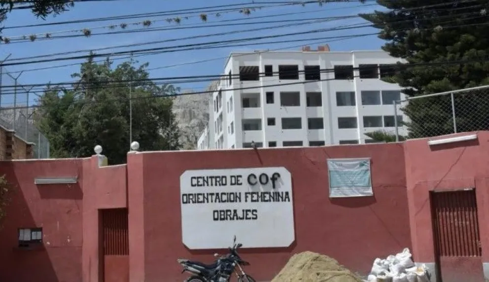 La acusada fue enviada de forma preventiva a la cárcel de Obrajes. Foto: ABI