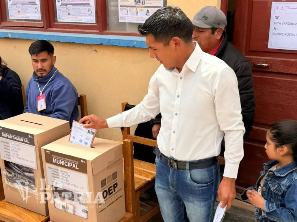 El candidato a la Alcaldía por la agrupación Nueva Generación Patriótica, Iván Quispe. Foto: La Patria Bolivia