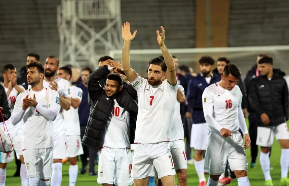 Jugadores de Irán celebran tras ganarle a Emiratos Árabes un partido de eliminatorias. Foto: EFE