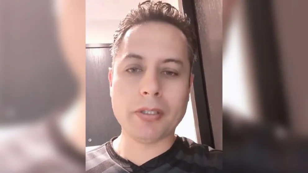 Edmand Lara, durante un video difundido en sus redes sociales. Foto: Captura de video