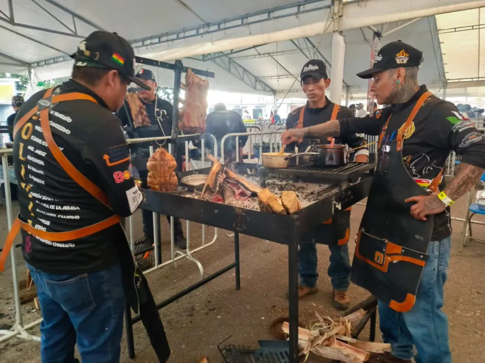 “Brasas Clandestinas” destacó por su dominio de técnicas en parrilla y asado. Foto: Viceministerio de Gastronomía 