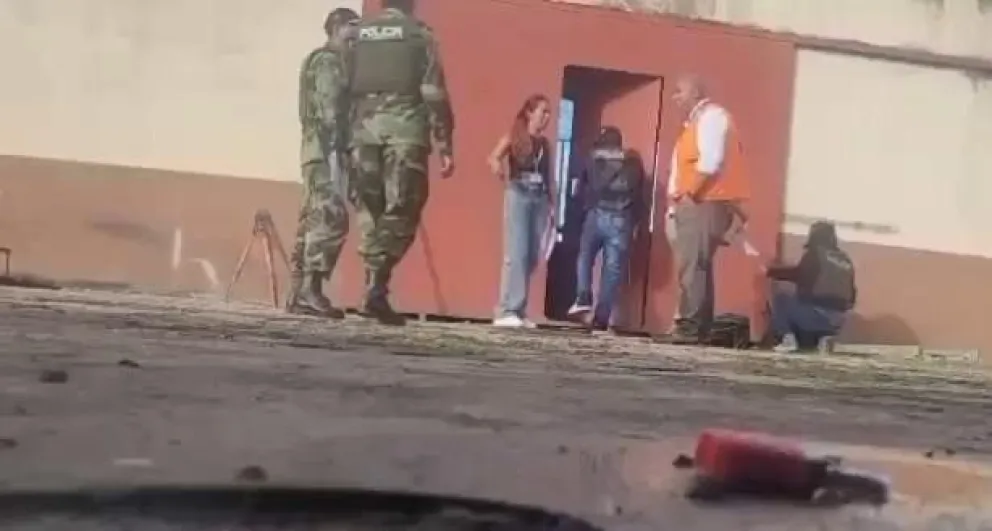El hangar fue precintado, tras determinación de la Fiscalía. Foto: Captura DTV