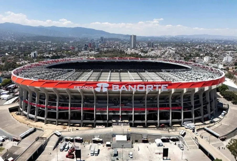 La parte frontal del remozado Estadio Azteca (Banorte), en Ciudad de México (México). Foto: EFE