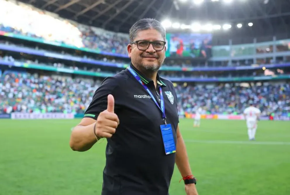 Villegas, luego del partido con Surinam. Foto: FBF.