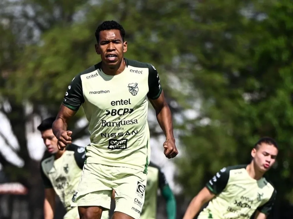 Diego Medina lateral izquierdo del seleccionado nacional. Foto: FBF