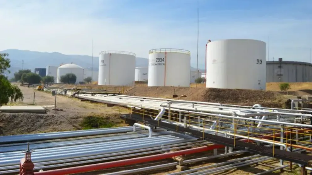 Después de que concluya la guerra entre los Estados Unidos e Israel con Irán, la banda de precios serán excesivamente altas, según el experto Jaime Balanza. Foto YPFB