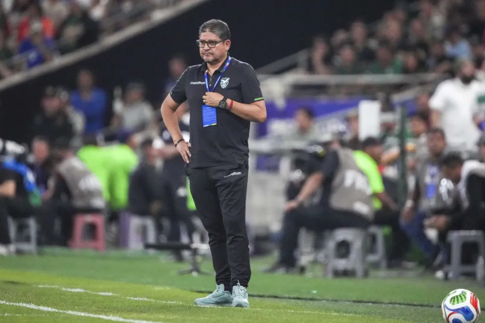 Villegas observa el compromiso contra Irak. Foto: APG.