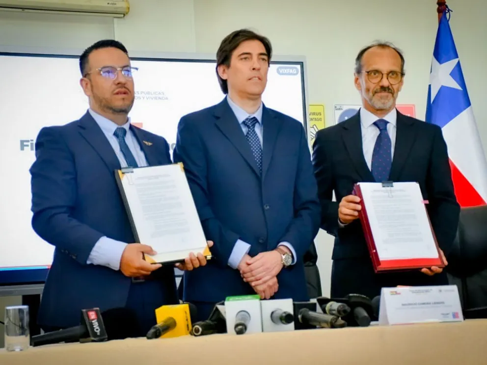 La reunión efectuada con el ministro de Obras Públicas. Foto: MOPSV