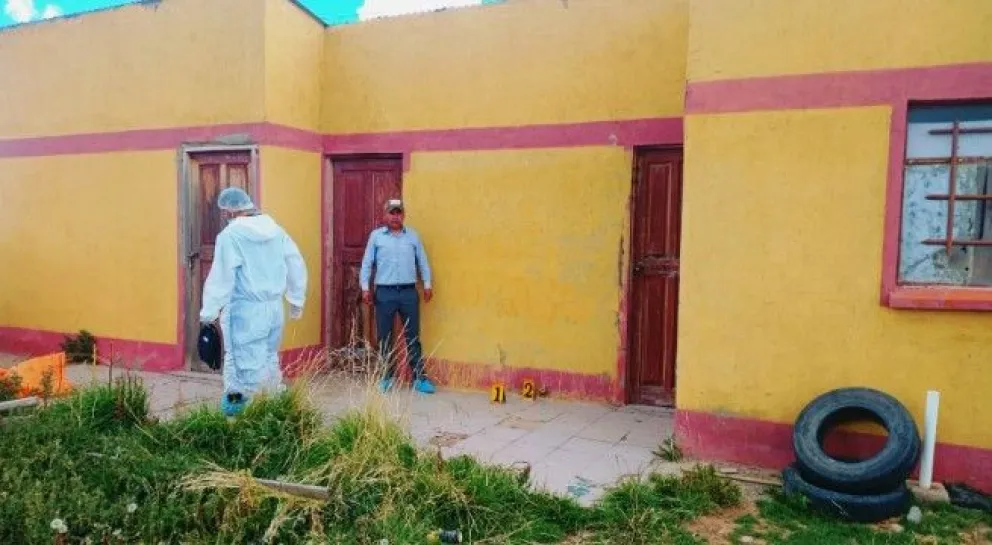 La víctima fue encontrada en su domicilio en la comunidad de Crucero Belén, de la jurisdicción de Poopó del departamento de Oruro. Foto: Fiscalía